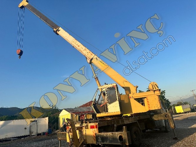 ERKİN 25 TON TELESKOBİK VİNÇ