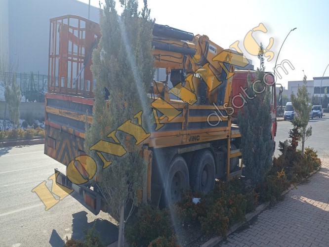 30 TON HİDROKON ÇİFT KIRMA MERCEDES ÜZERİNDE