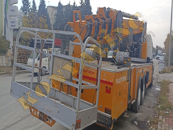 APEX MARKA 42 METRE PLATFOR KARGO ÜZERİNDE